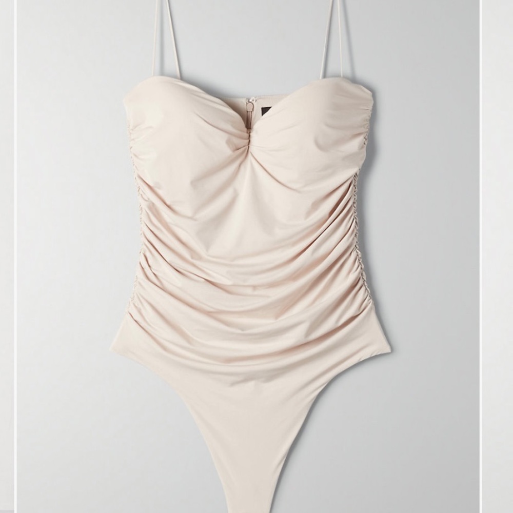 ❌SOLD❌ Aritzia fusion bodysuit